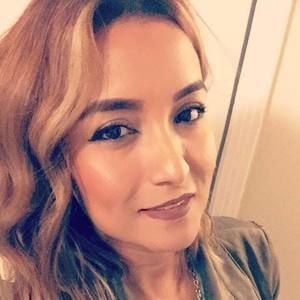 Meet your Posher, Mirna